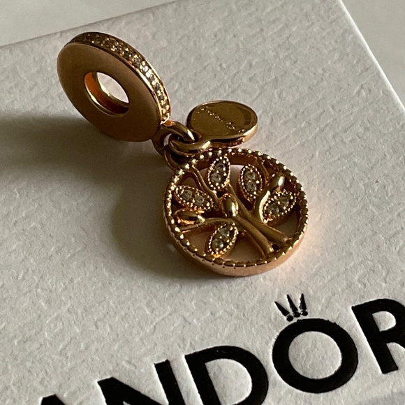 Pandora rosegold family tree - Picture 1 of 4